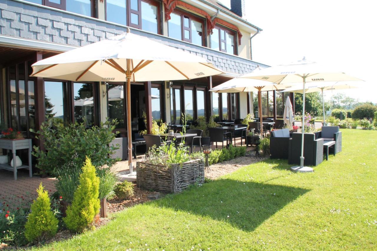 Hotel Restaurant N 4 Martelange Exterior foto